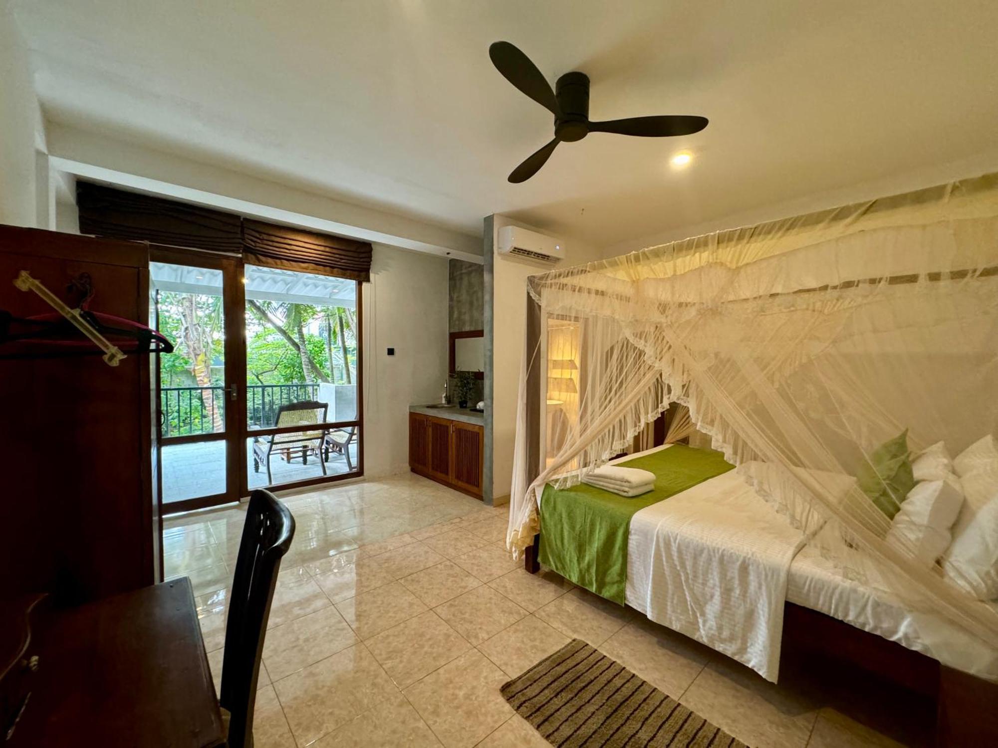 Brinkhouse Guesthouse , Unawatuna Beach Extérieur photo