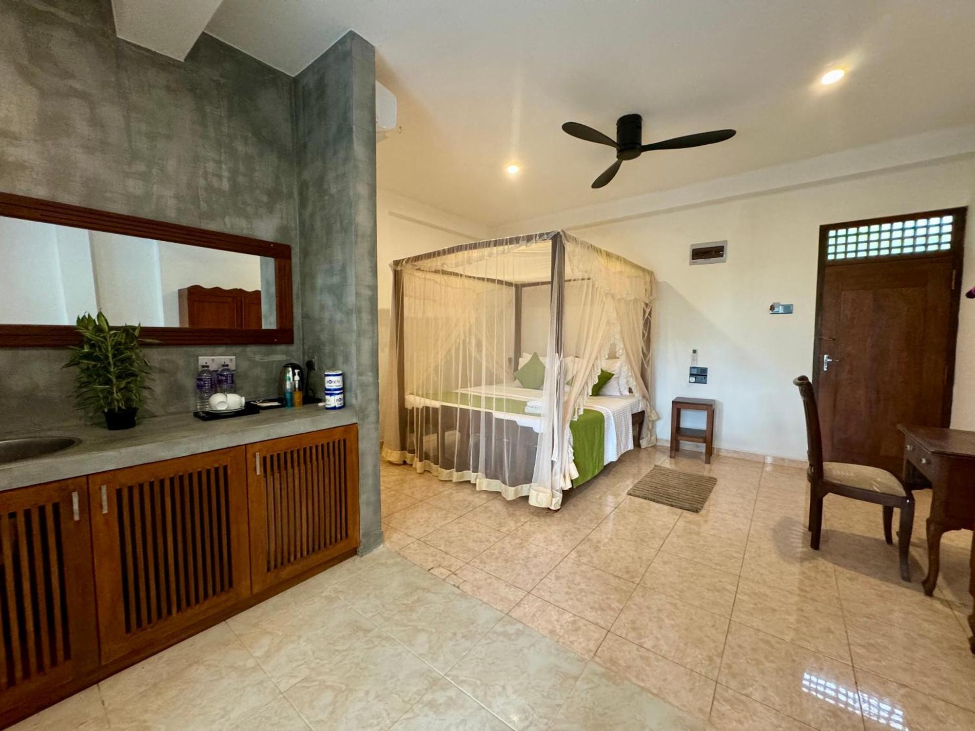 Brinkhouse Guesthouse , Unawatuna Beach Extérieur photo